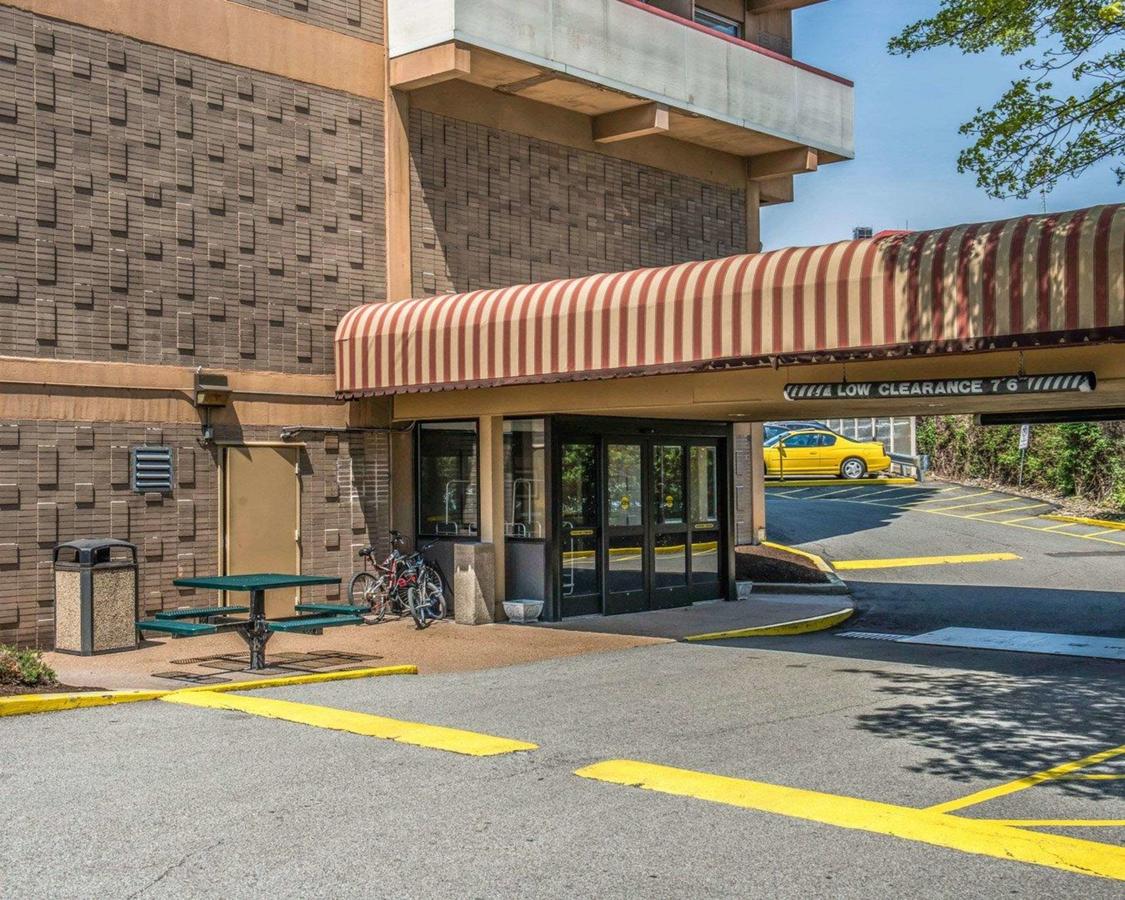 Quality Inn University Center - thumb 27