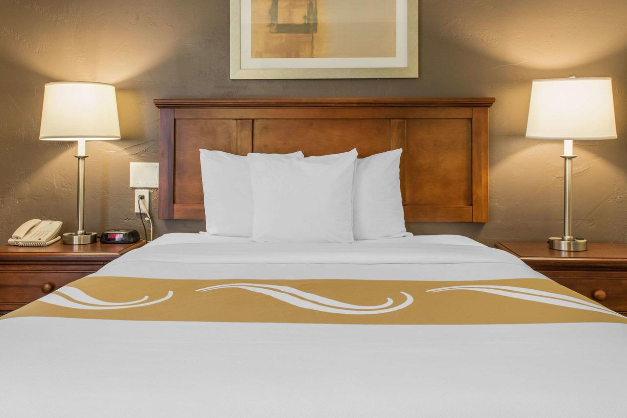 Quality Inn University Center - thumb 22