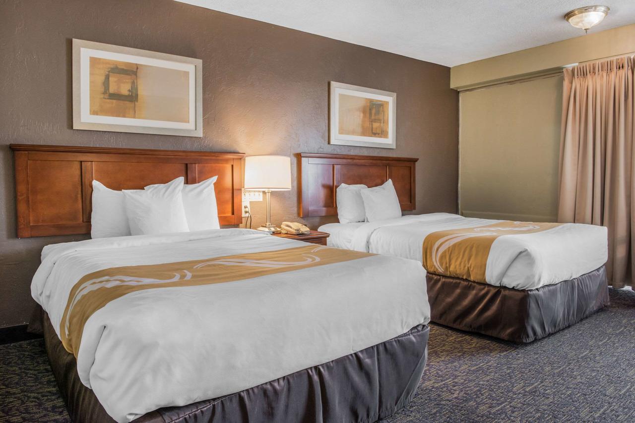 Quality Inn University Center - thumb 24