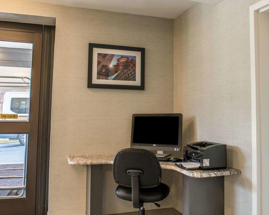 Quality Inn University Center - thumb 5