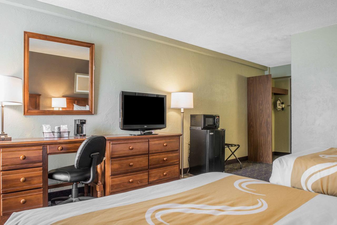 Quality Inn University Center - thumb 15