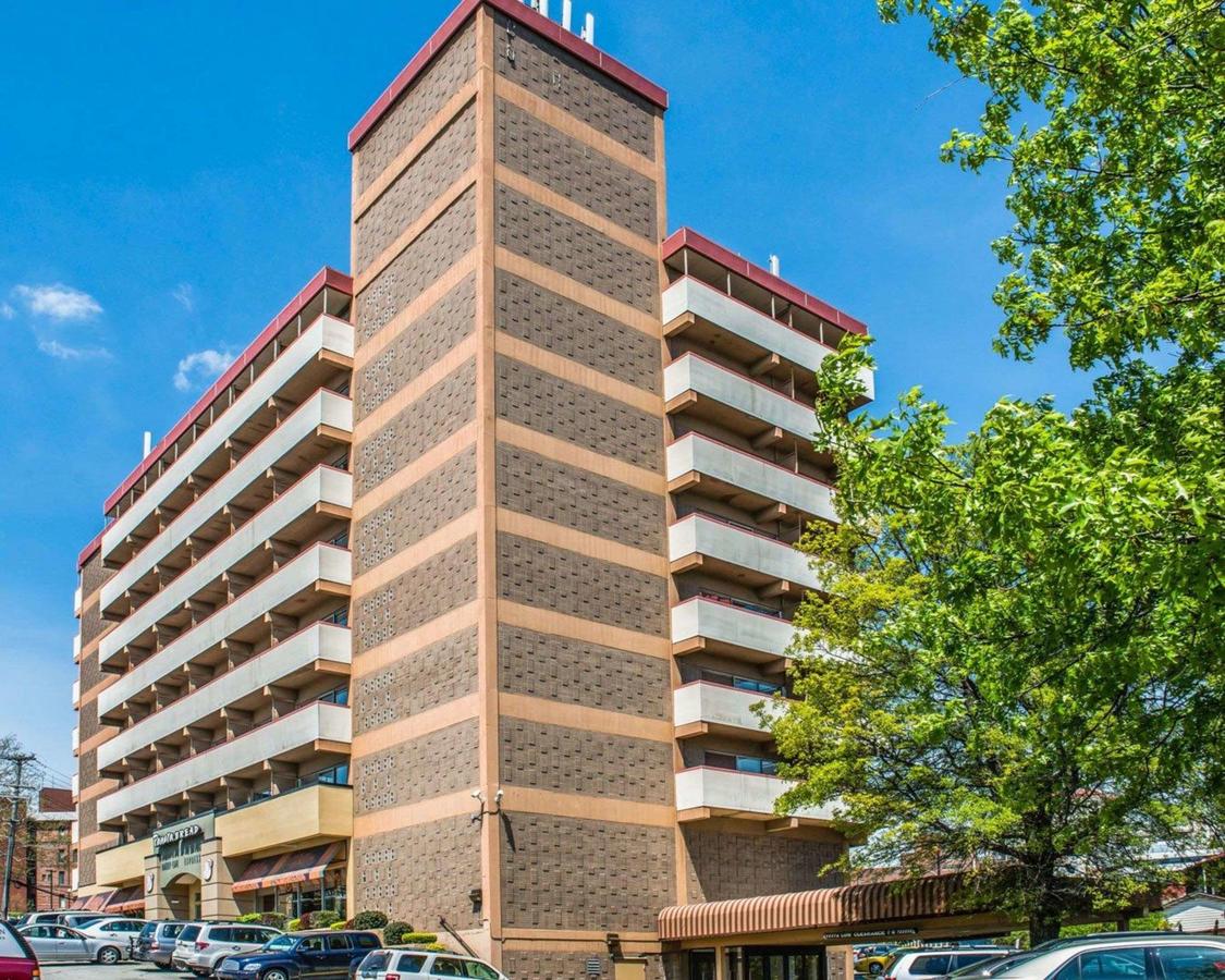 Quality Inn University Center - thumb 0