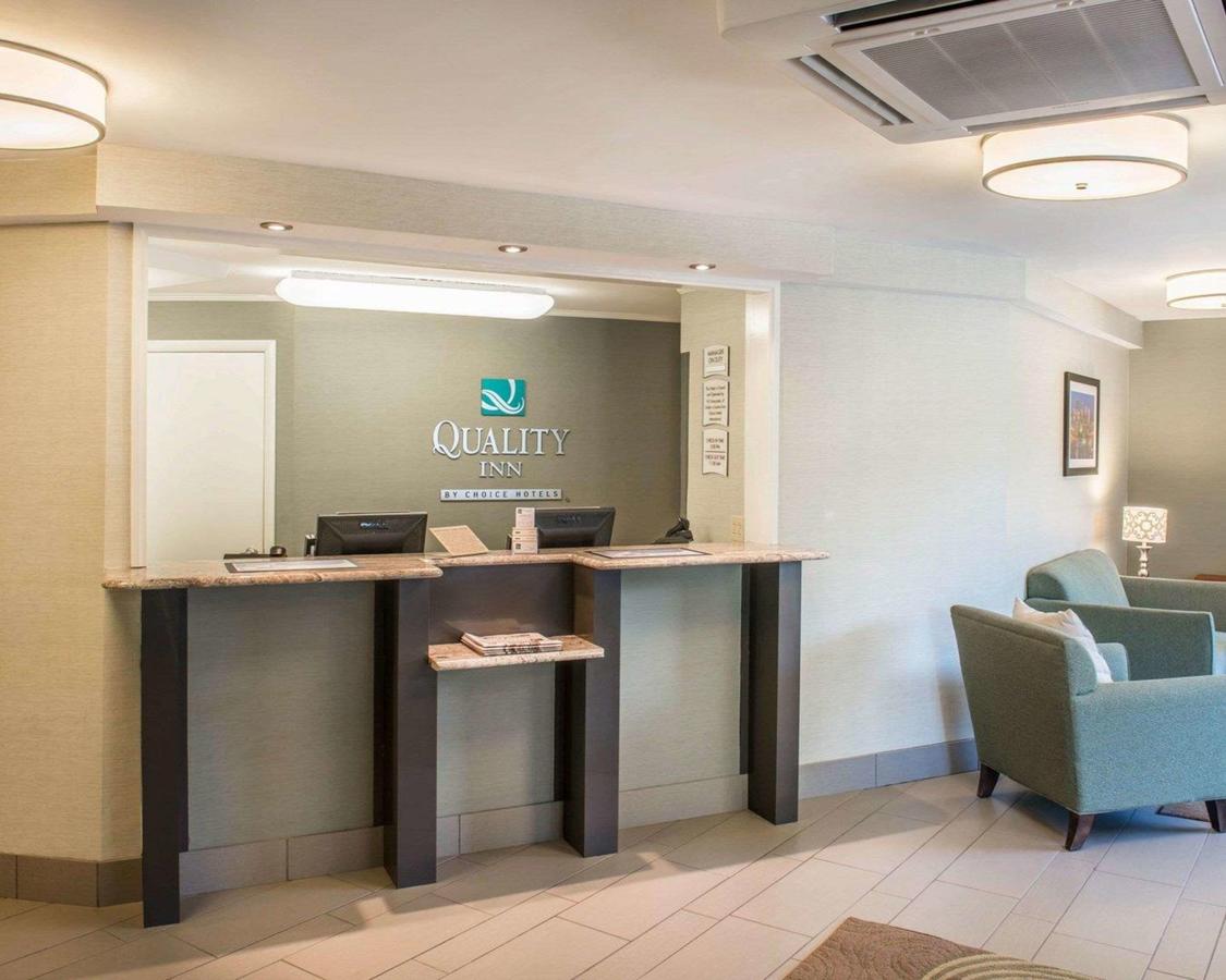 Quality Inn University Center - thumb 21