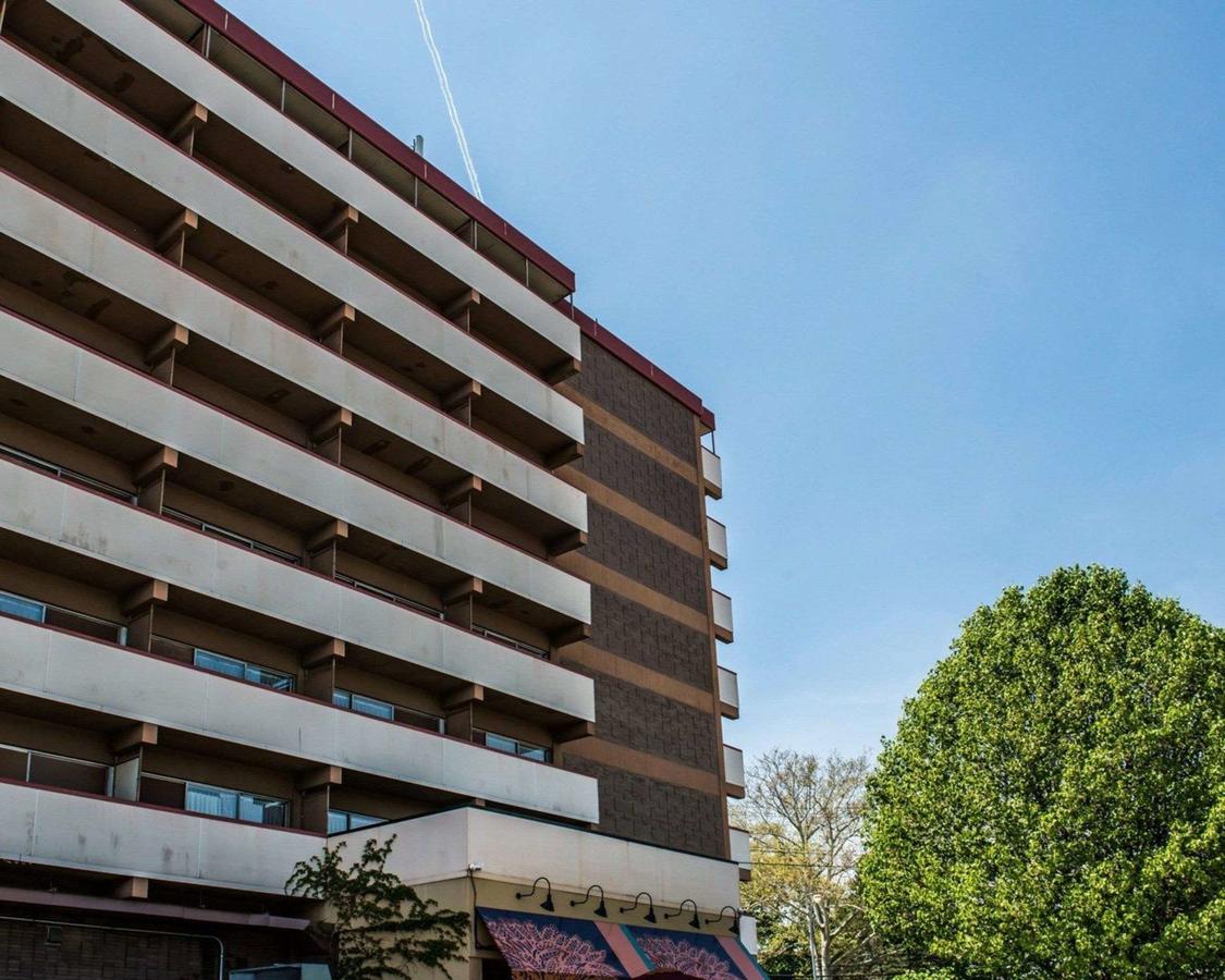 Quality Inn University Center - thumb 33