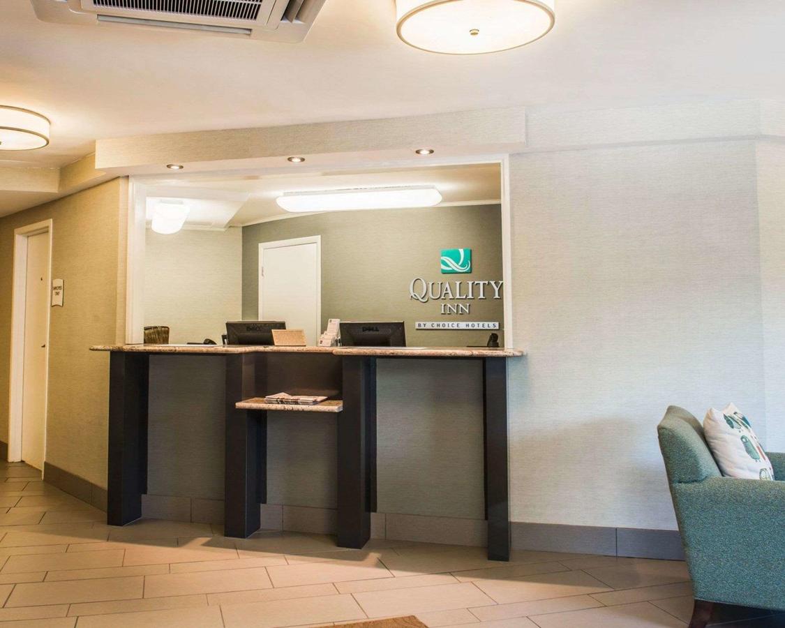 Quality Inn University Center - thumb 7