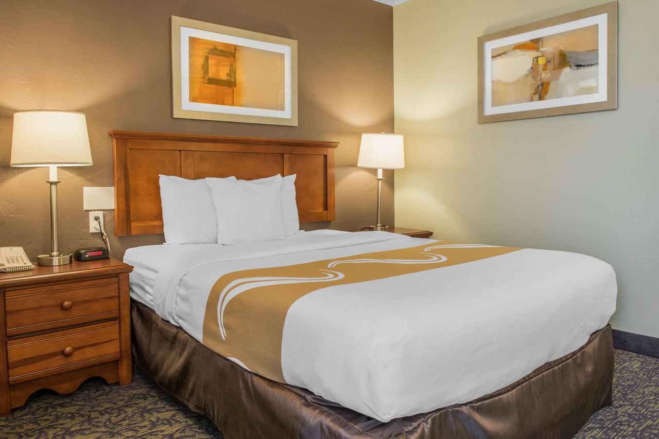 Quality Inn University Center - thumb 19