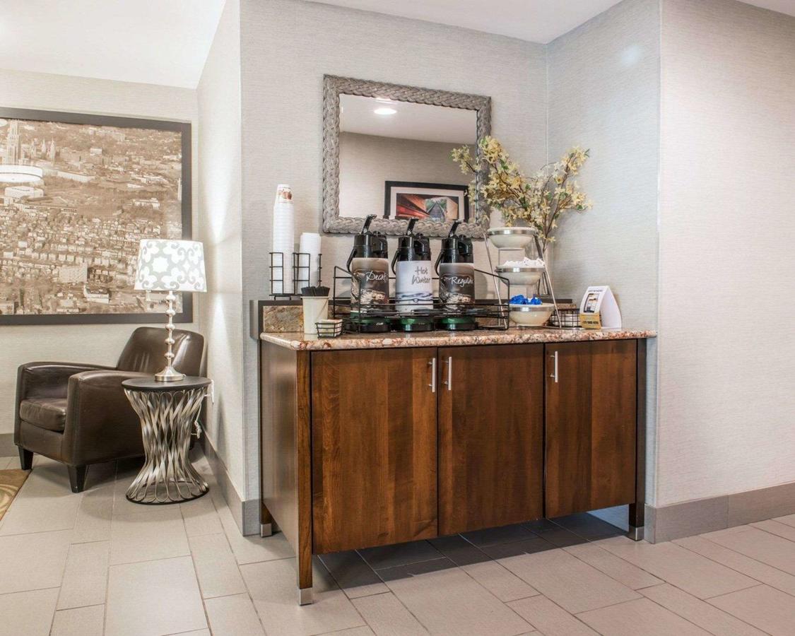 Quality Inn University Center - thumb 28