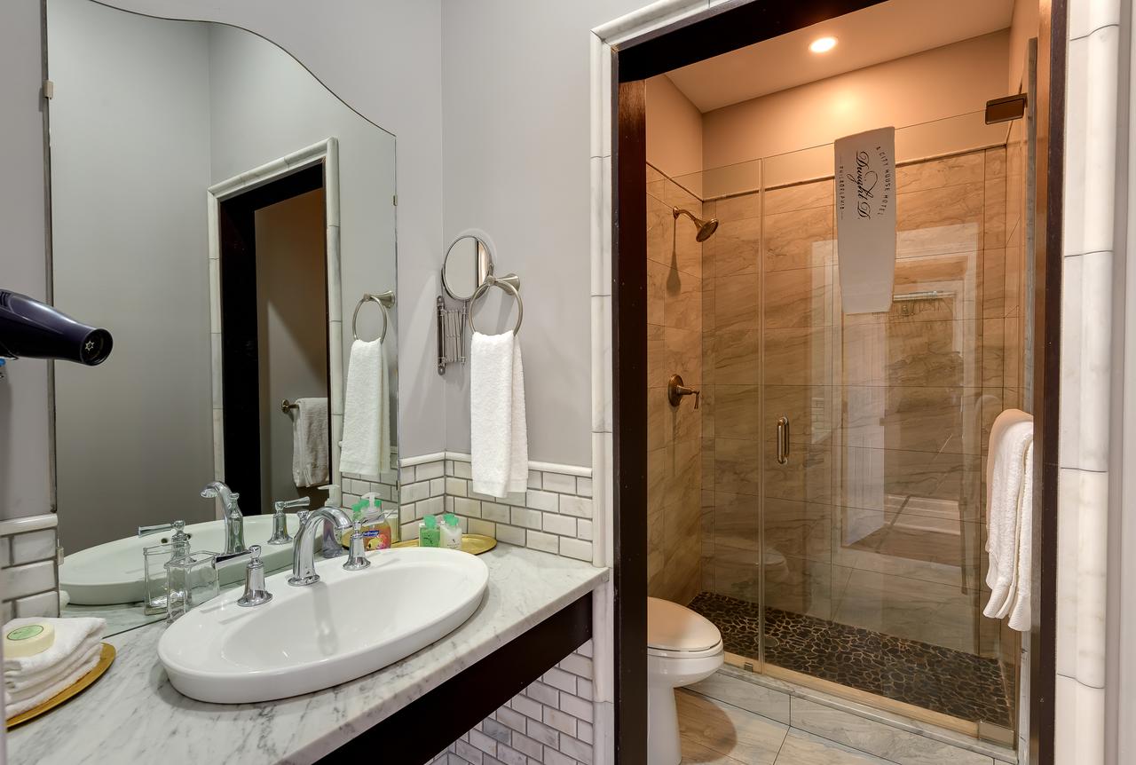 The DWIGHT D A Boutique Hotel - thumb 43