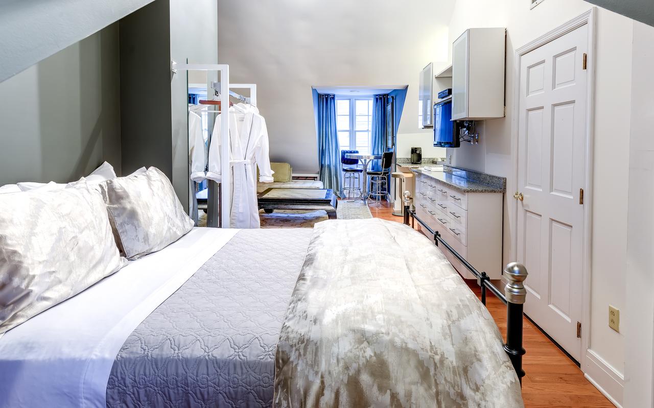 The DWIGHT D A Boutique Hotel - thumb 42