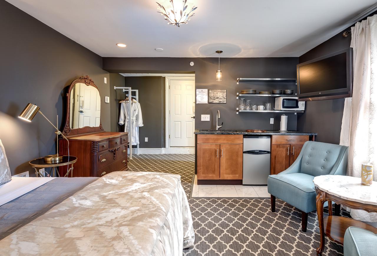 The DWIGHT D A Boutique Hotel - thumb 38