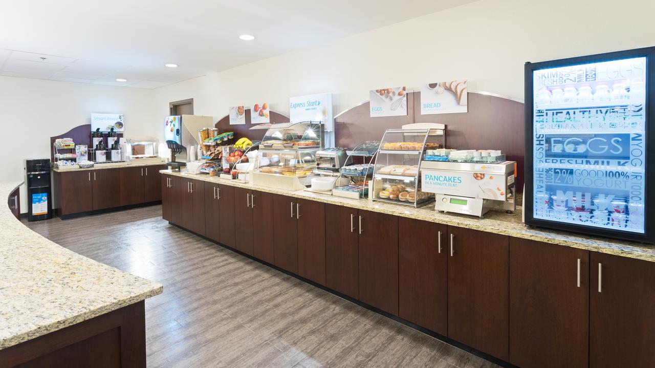 Holiday Inn Express & Suites Wyomissing - thumb 2