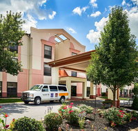 Comfort Suites Near Penn State - Tourism Bookings