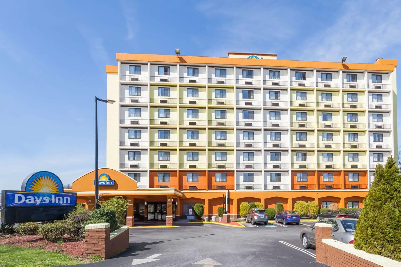 Days Inn By Wyndham Chester Philadelphia Airport - thumb 0