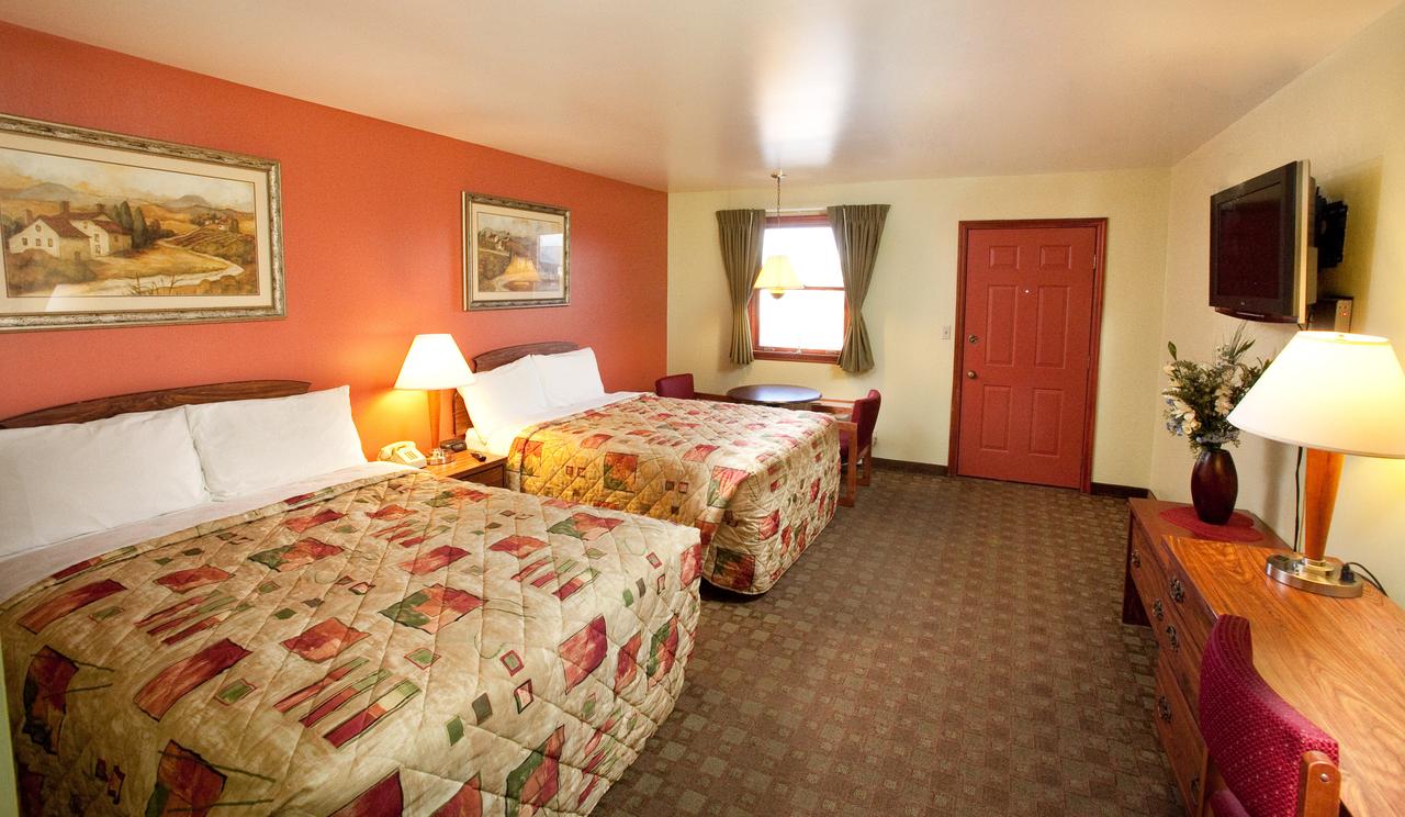 Weathervane Motor Court - thumb 1