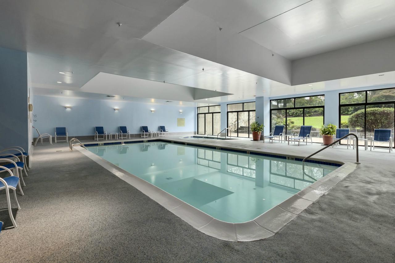 Embassy Suites Philadelphia-Valley Forge - thumb 2