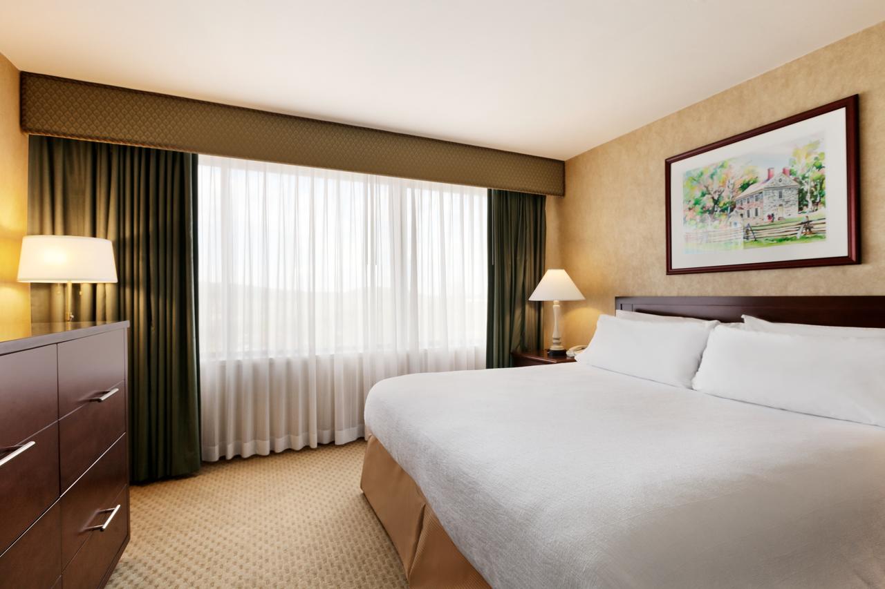 Embassy Suites Philadelphia-Valley Forge - thumb 1