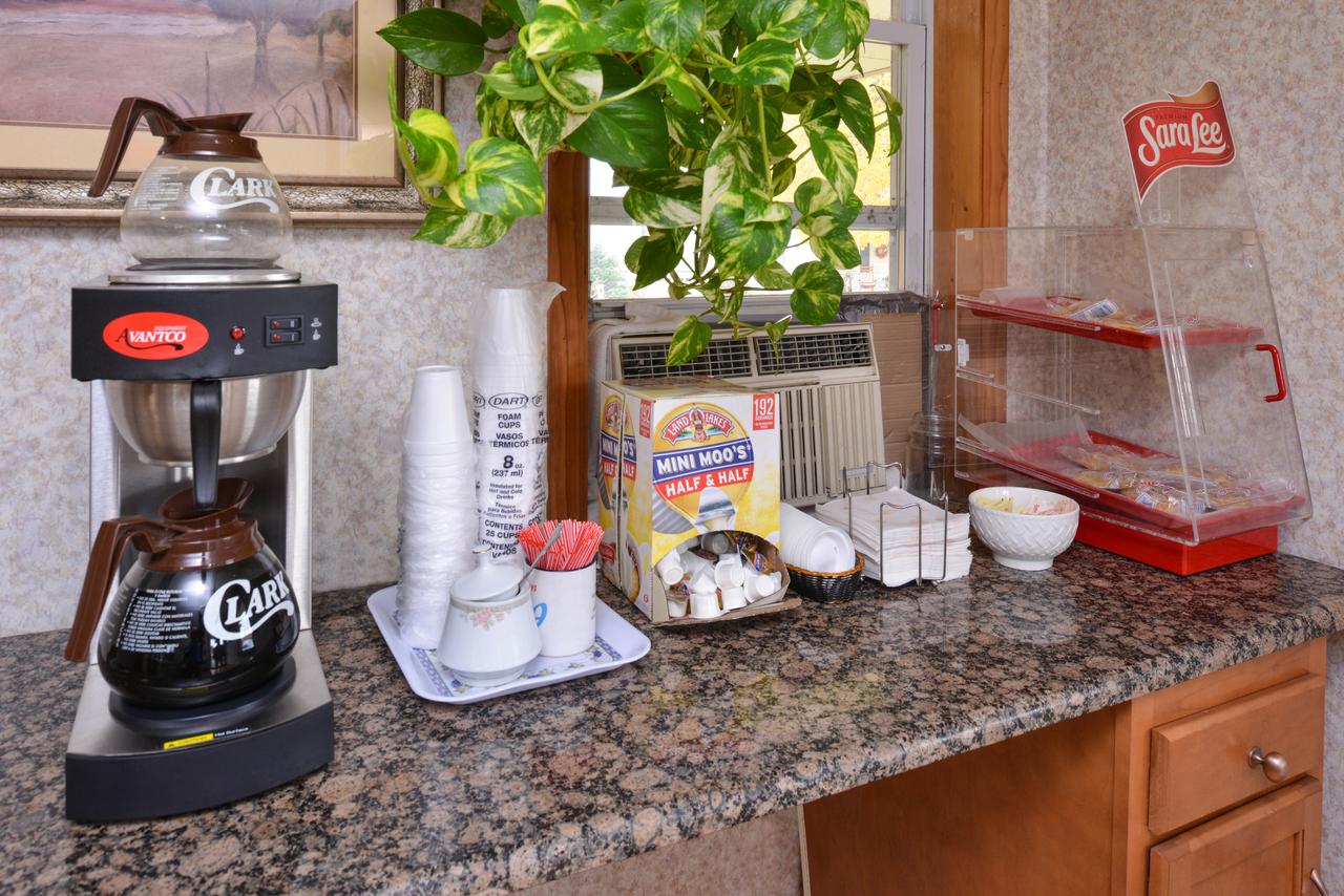 Red Carpet Inn Ronks - thumb 16