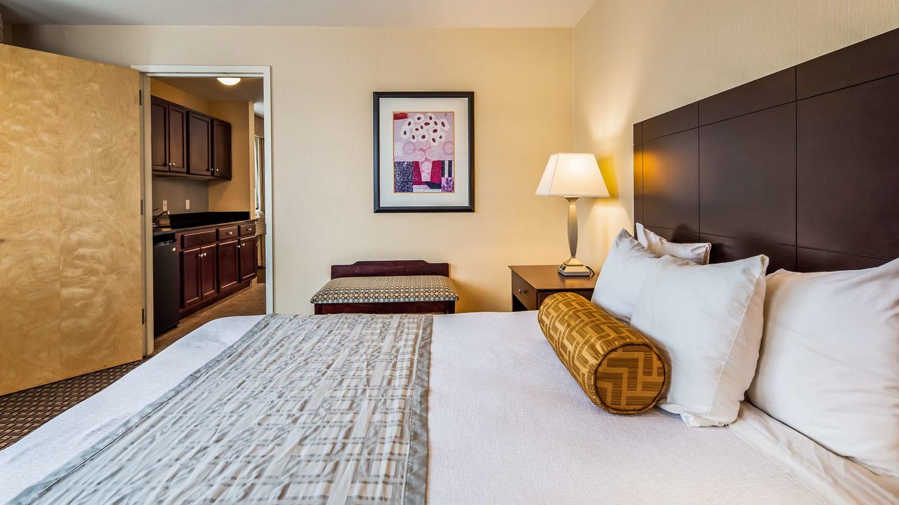 Best Western Plus Philadelphia Airport South - At Widener University - thumb 27