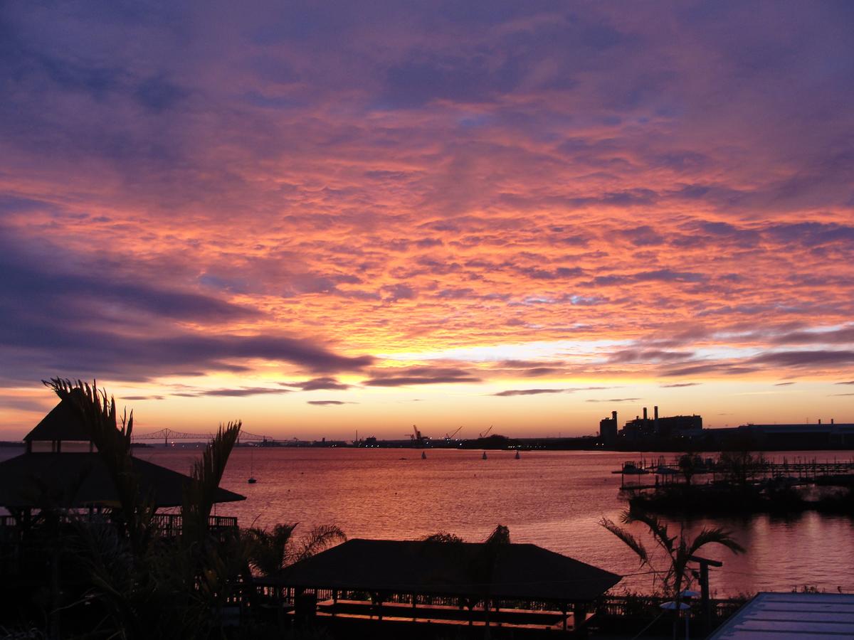 Airport Waterfront Inn - thumb 35