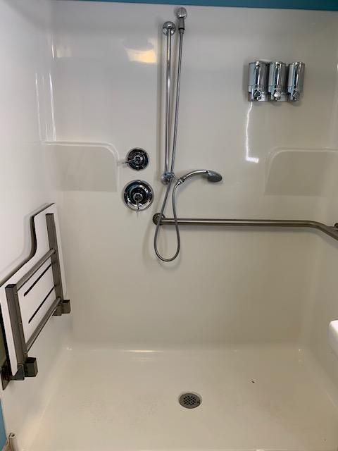 Airport Waterfront Inn - thumb 4
