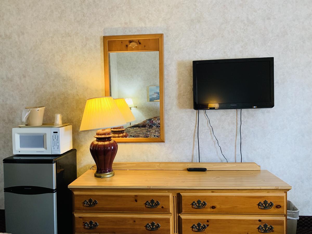 Olde Amish Inn - thumb 1