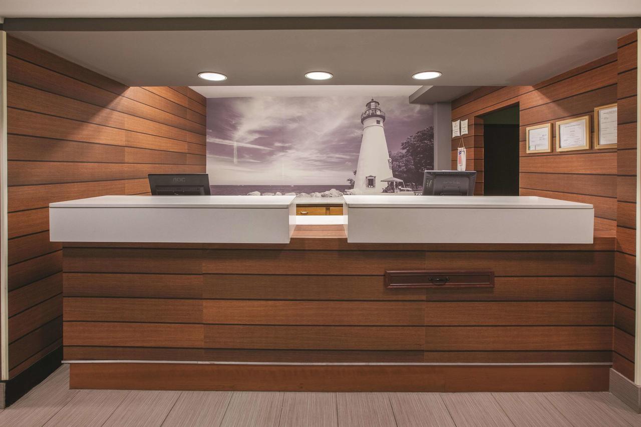 La Quinta By Wyndham Erie - thumb 4