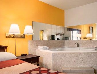 Super 8 By Wyndham Brookville - thumb 14