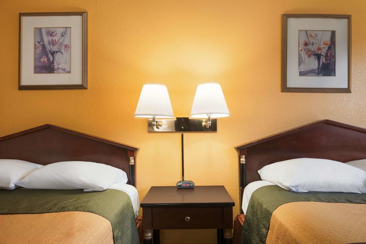 Super 8 By Wyndham Brookville - thumb 30