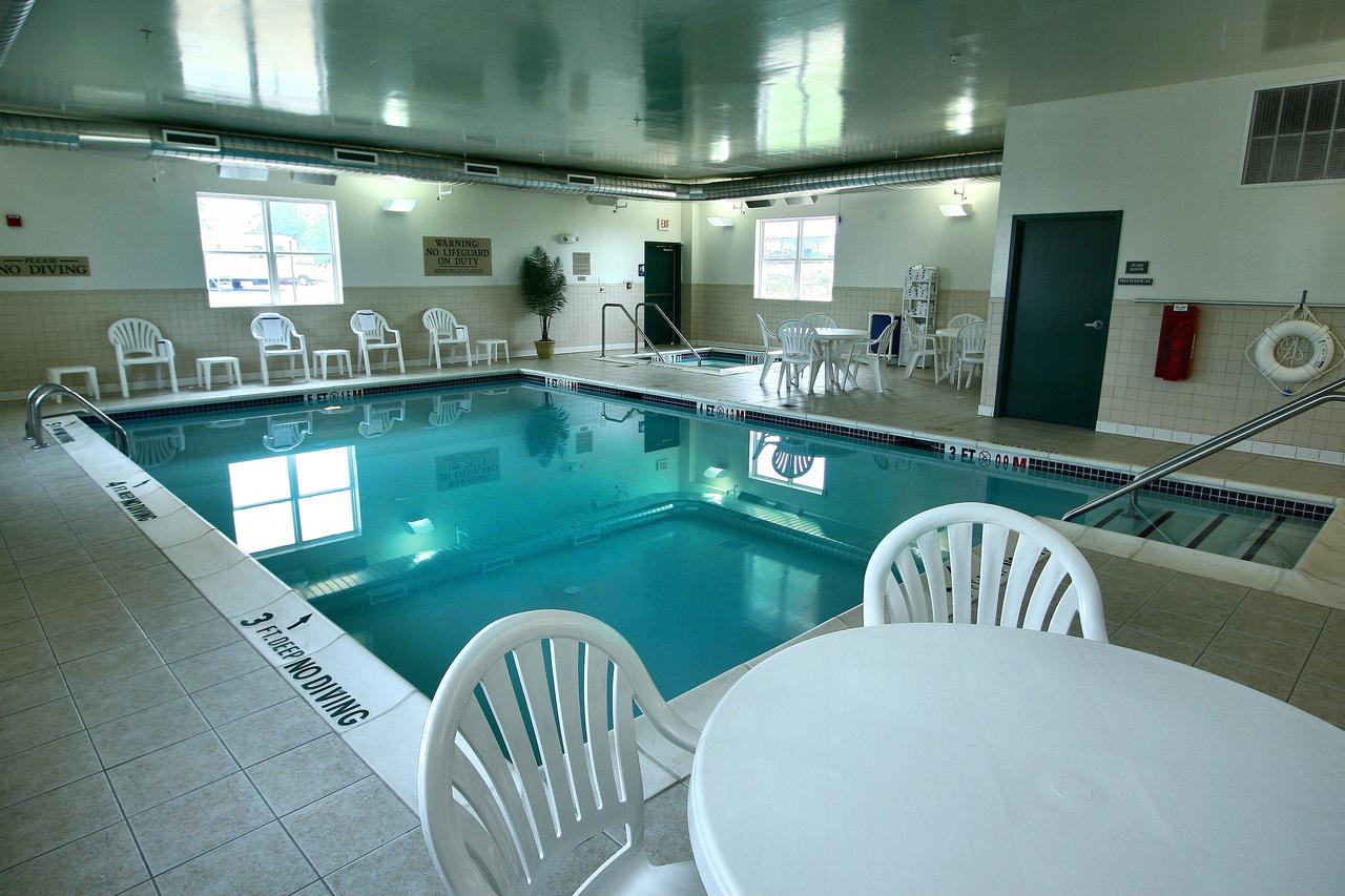 Country Inn & Suites By Radisson, Chambersburg, PA - thumb 19