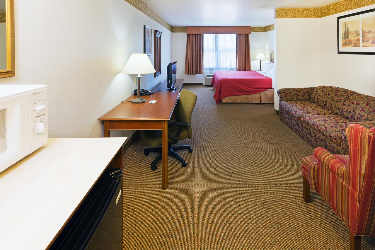 Country Inn & Suites By Radisson, Chambersburg, PA - thumb 24