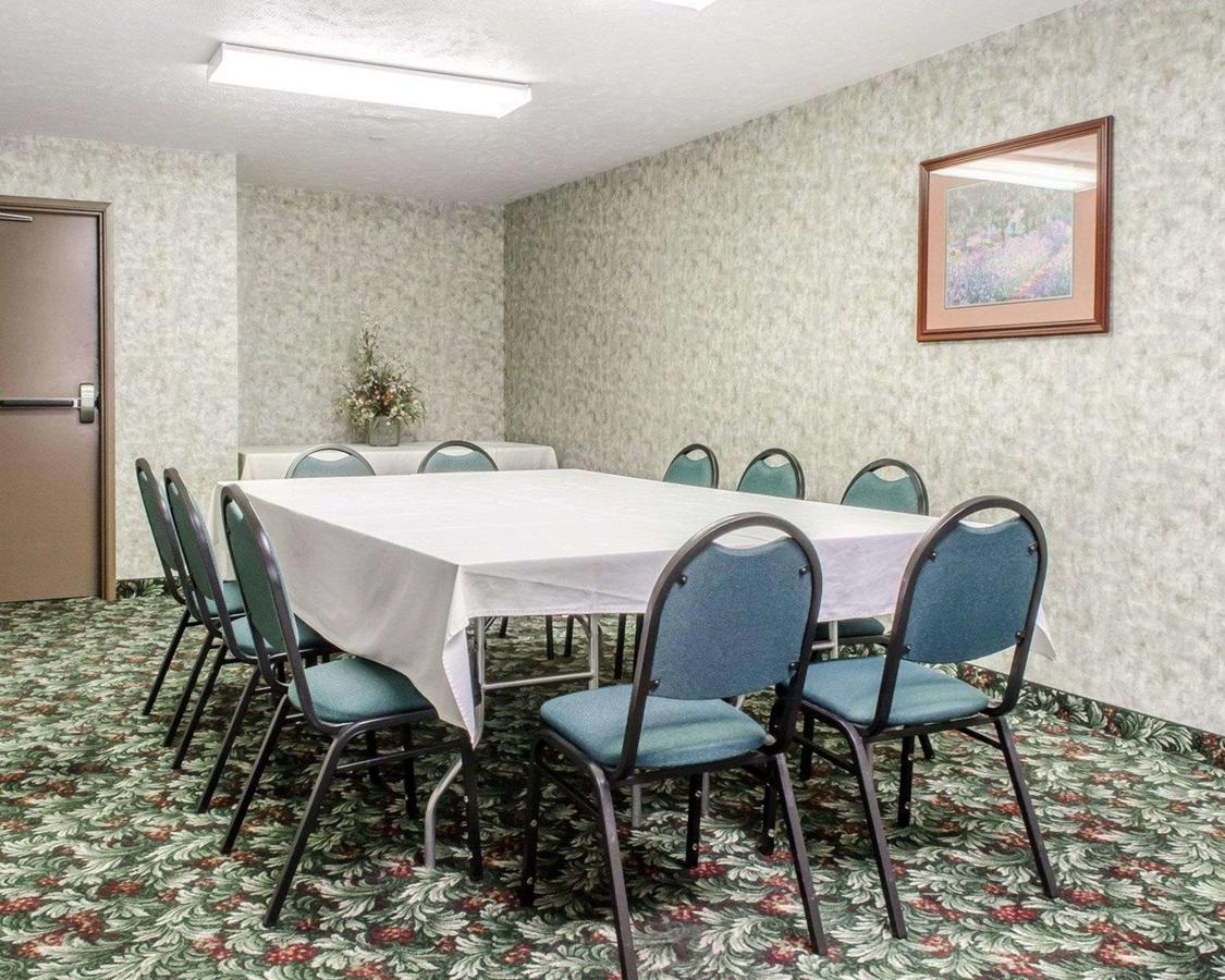 Comfort Inn Huntingdon - thumb 28