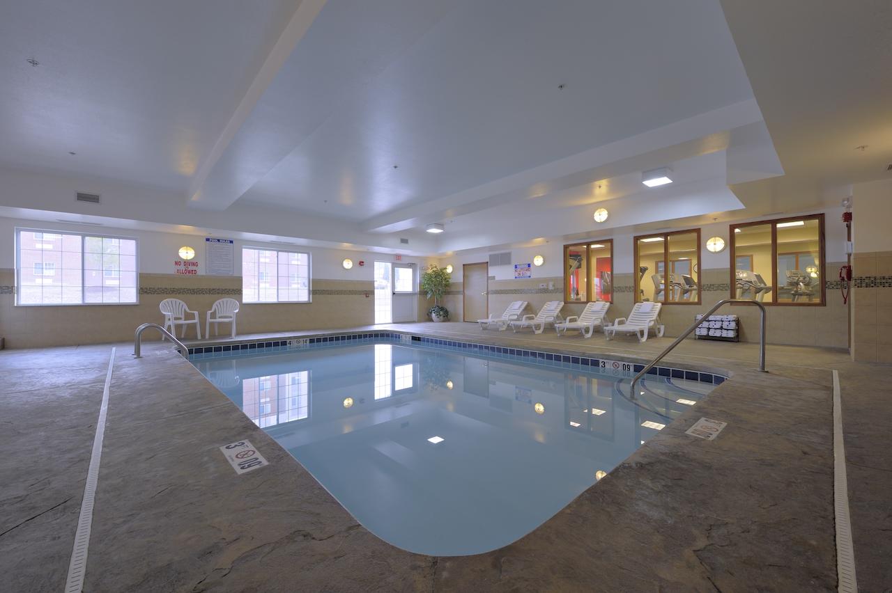 Country Inn & Suites By Radisson, Washington At Meadowlands, PA - thumb 7