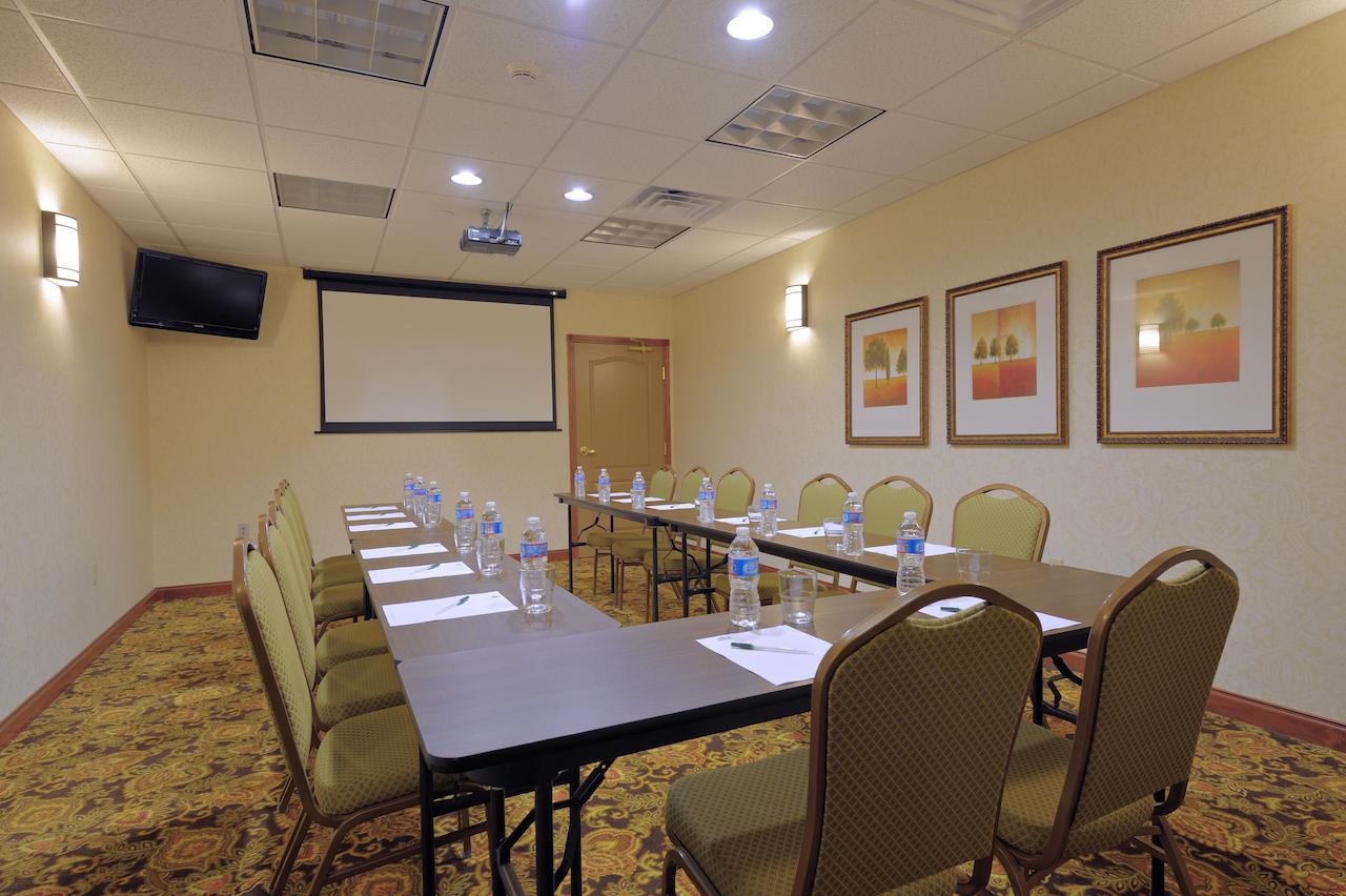 Country Inn & Suites By Radisson, Washington At Meadowlands, PA - thumb 6