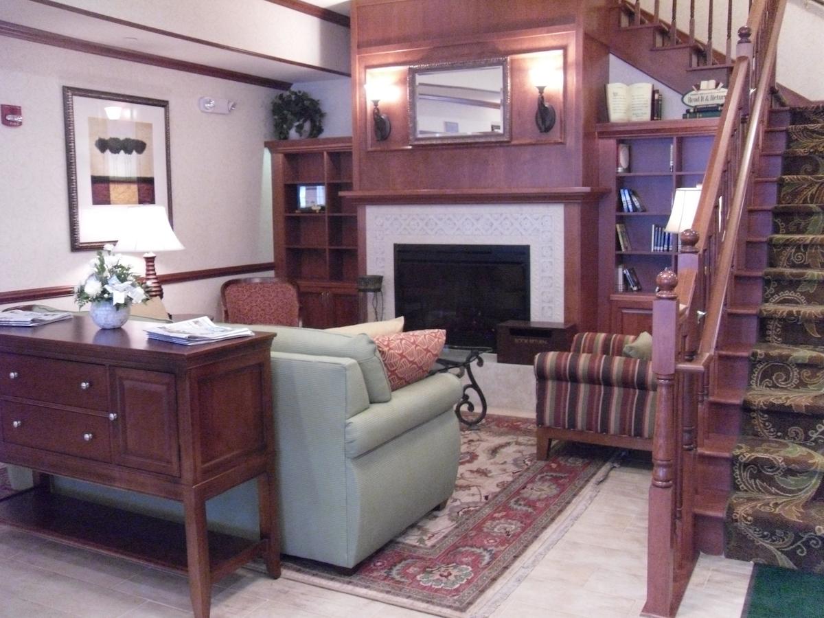 Country Inn & Suites By Radisson, Washington At Meadowlands, PA - thumb 17