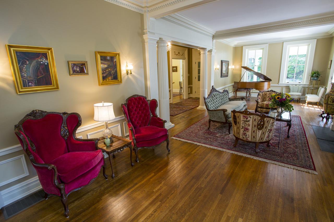 The Hollinger House - thumb 7