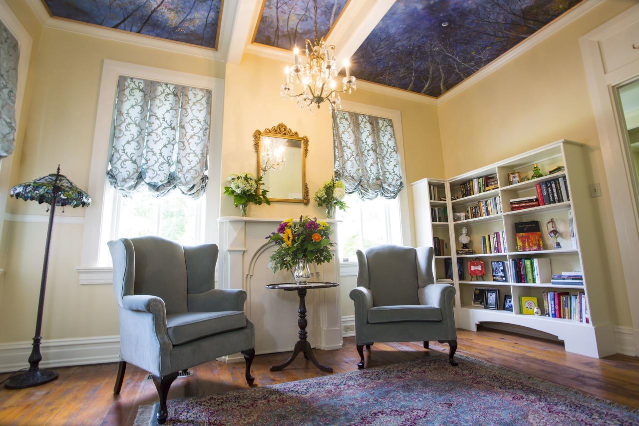 The Hollinger House - thumb 8