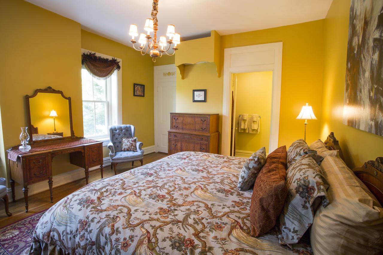 The Hollinger House - thumb 16