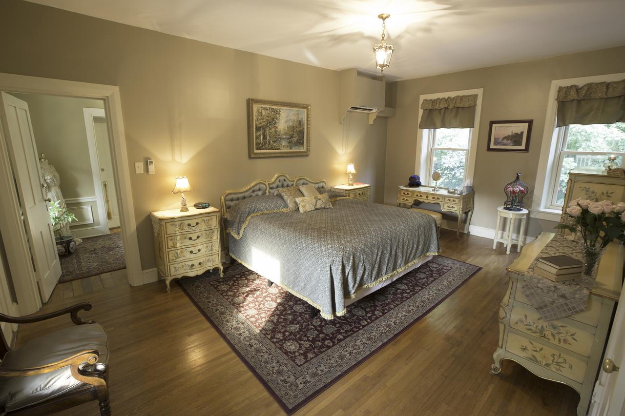 The Hollinger House - thumb 12