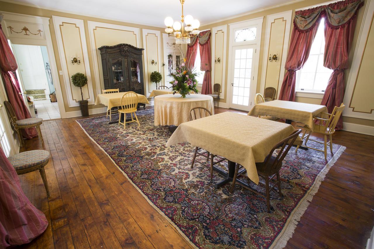 The Hollinger House - thumb 39