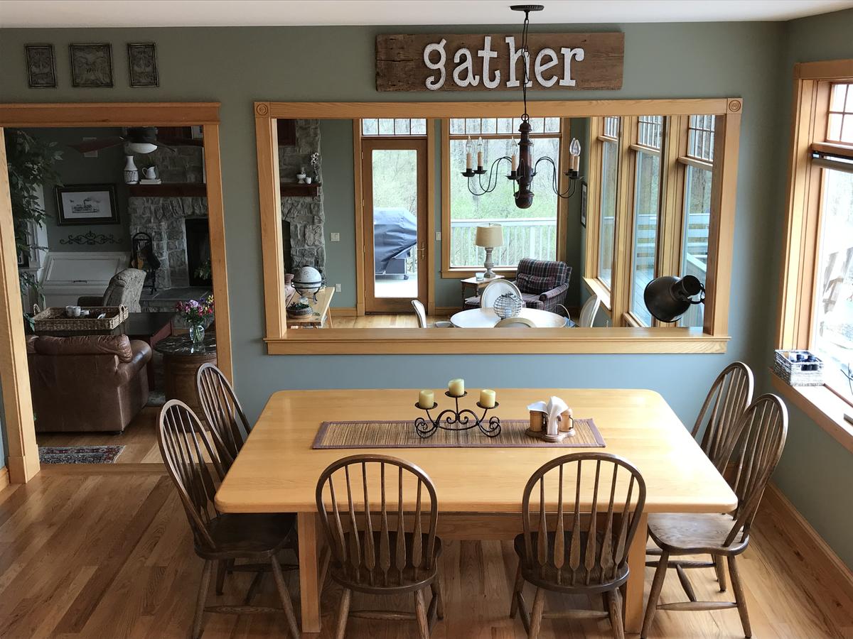 Mt. Nittany Hideaway - Beautiful And Spacious Home - thumb 16