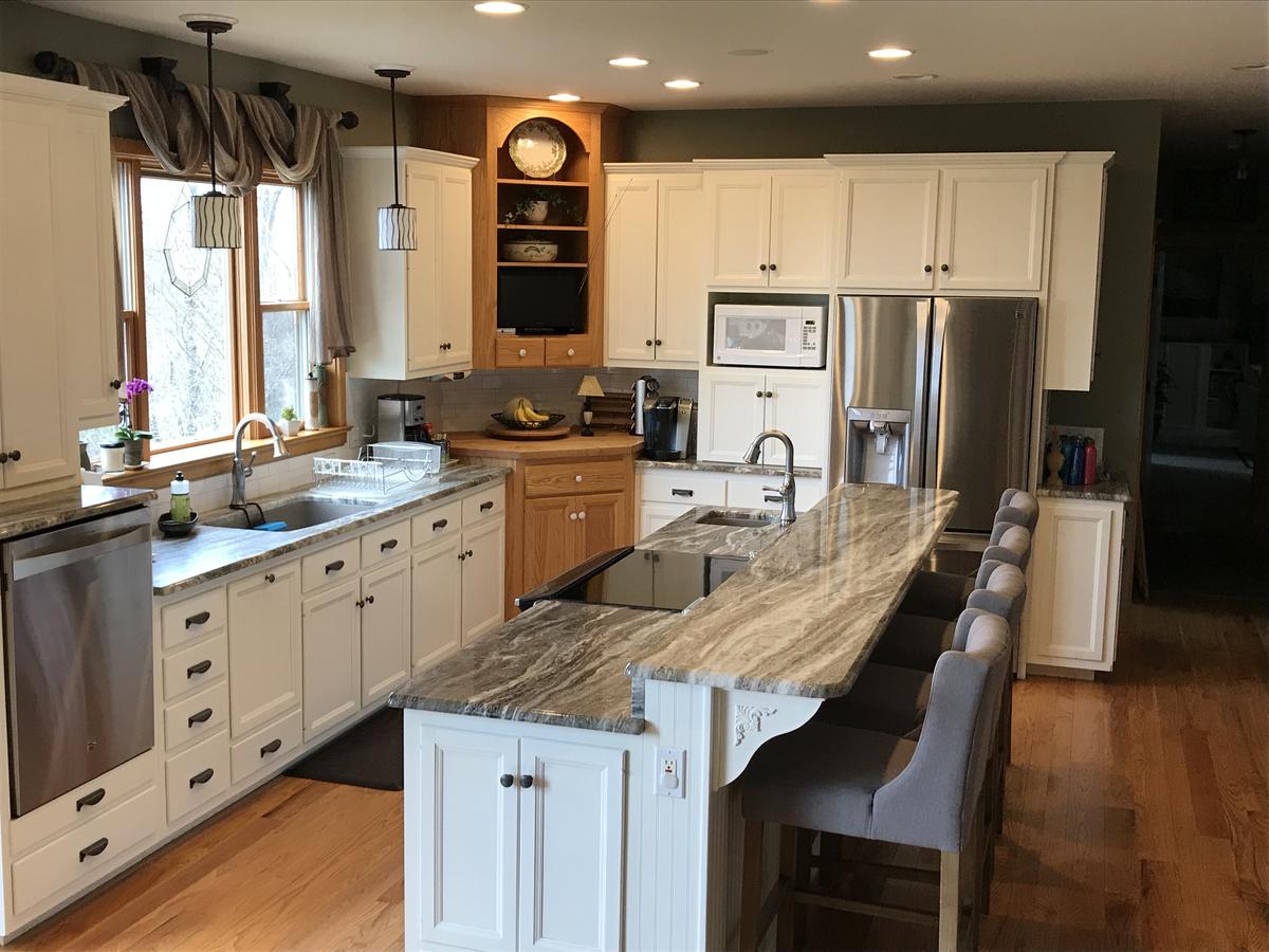 Mt. Nittany Hideaway - Beautiful And Spacious Home - thumb 23