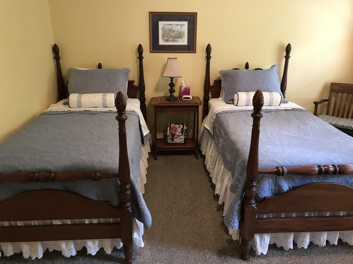 Mt. Nittany Hideaway - Beautiful And Spacious Home - thumb 10