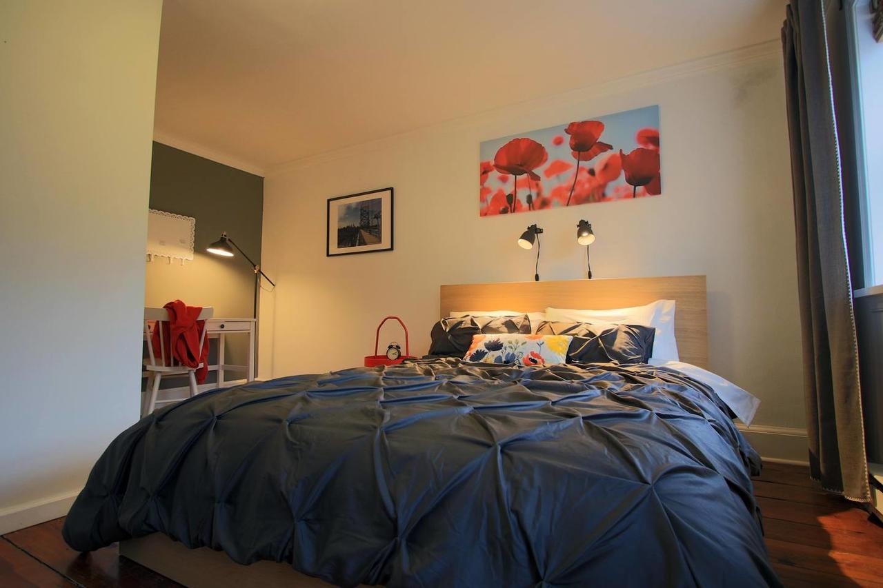 Midtown Village Townhouse (Center City) - thumb 7