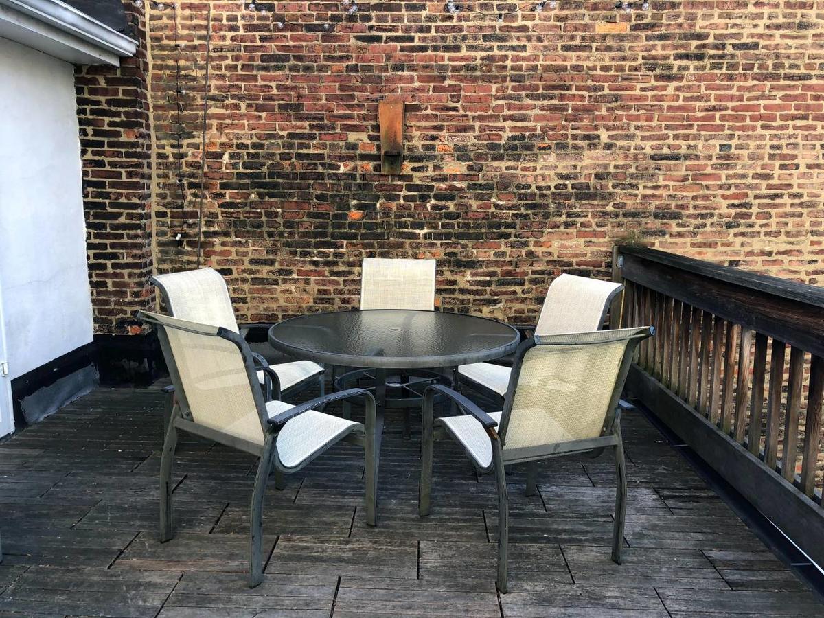 Midtown Village Townhouse (Center City) - thumb 14