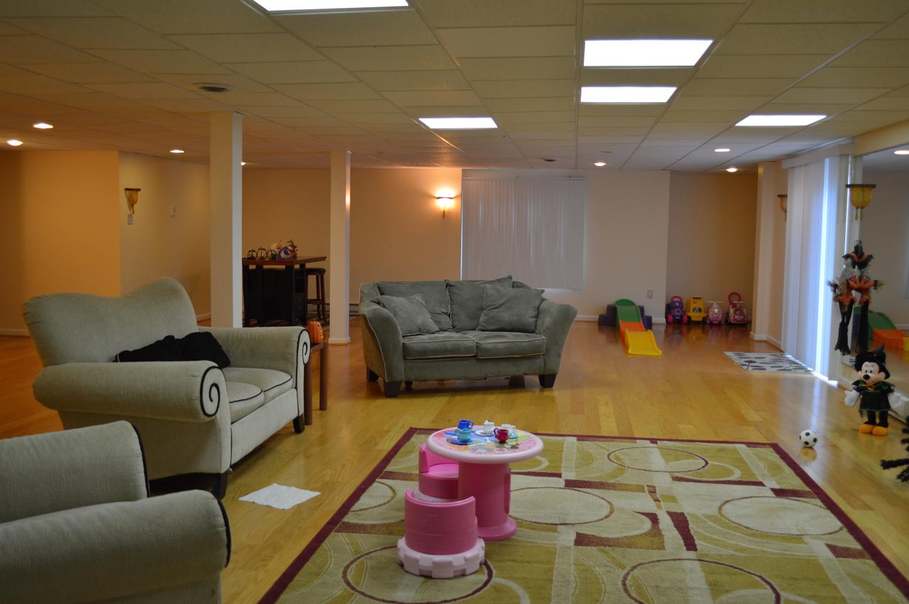 Beautiful Home- Prime Location, View Of Beaver Stadium - thumb 12