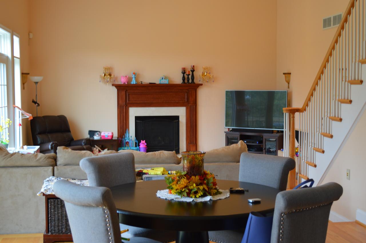 Beautiful Home- Prime Location, View Of Beaver Stadium - thumb 8