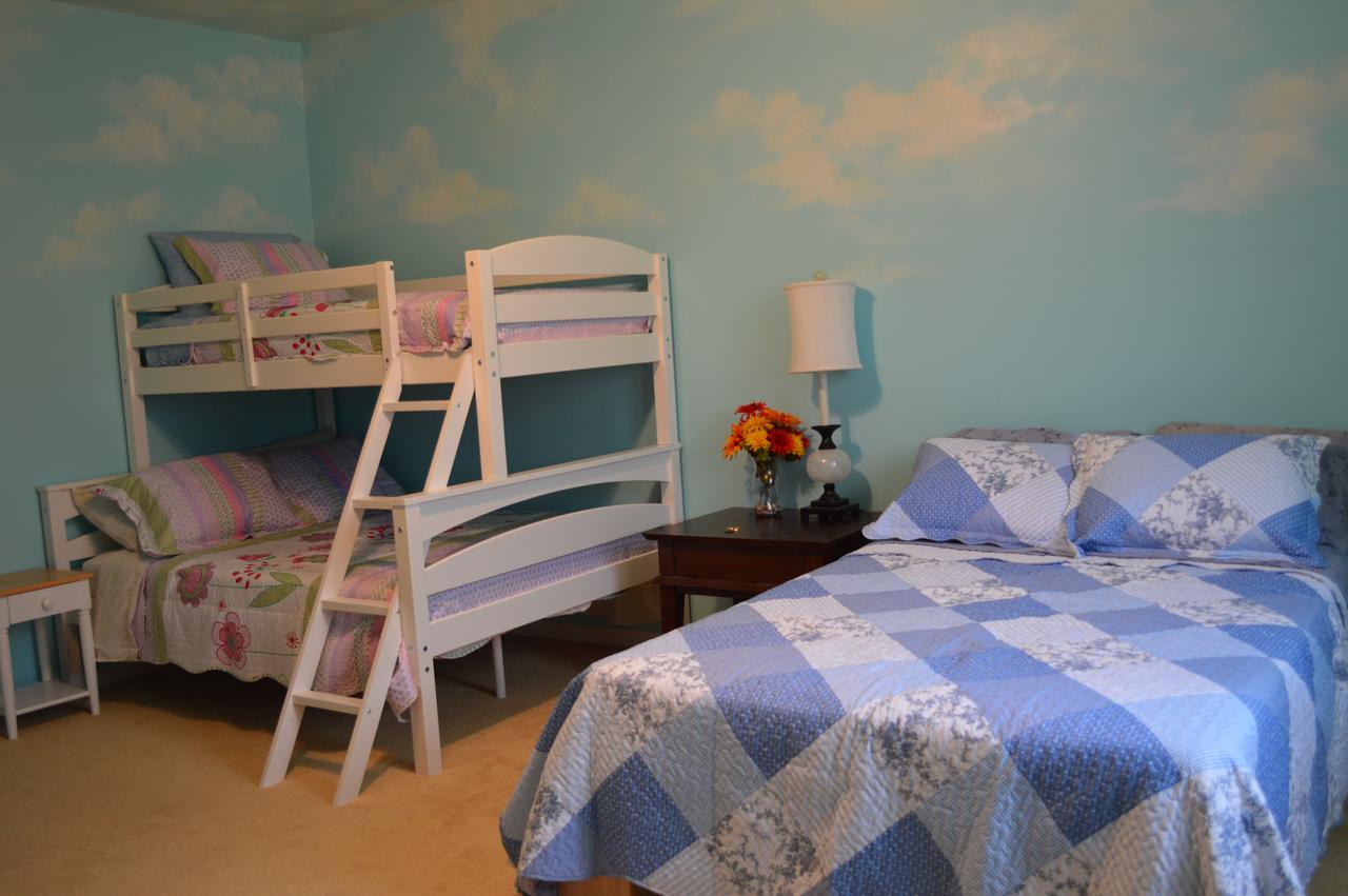 Beautiful Home- Prime Location, View Of Beaver Stadium - thumb 10