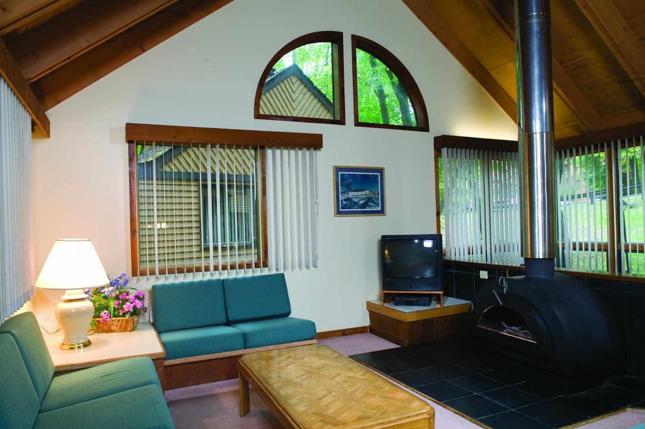 Pocono Villas Resort - thumb 4