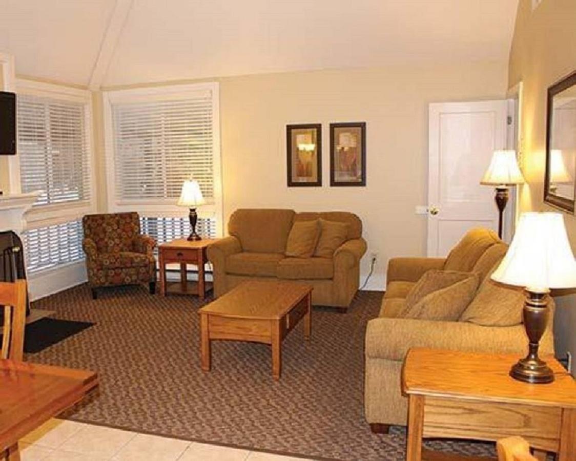 Pocono Villas Resort - thumb 11