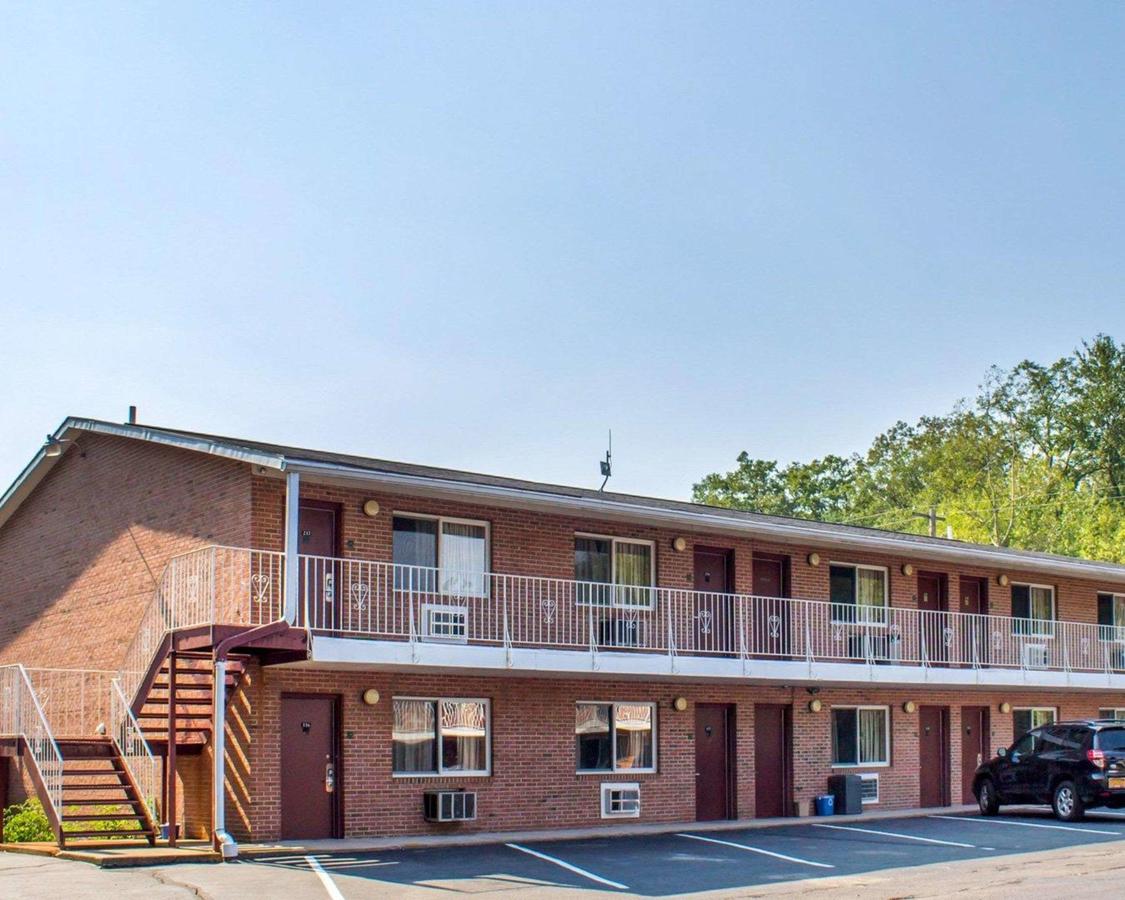 Econo Lodge Drums - thumb 28